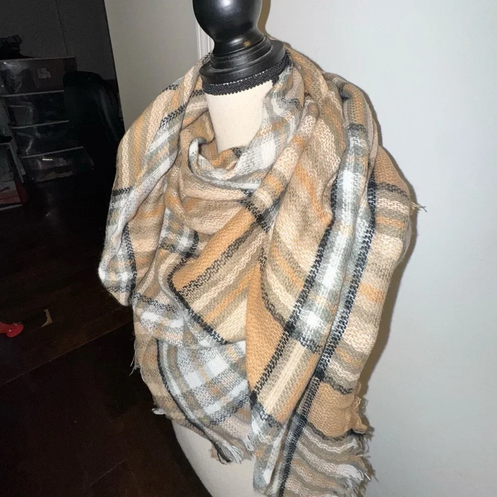 Cozy Plaid Tan and White Blanket Scarf
